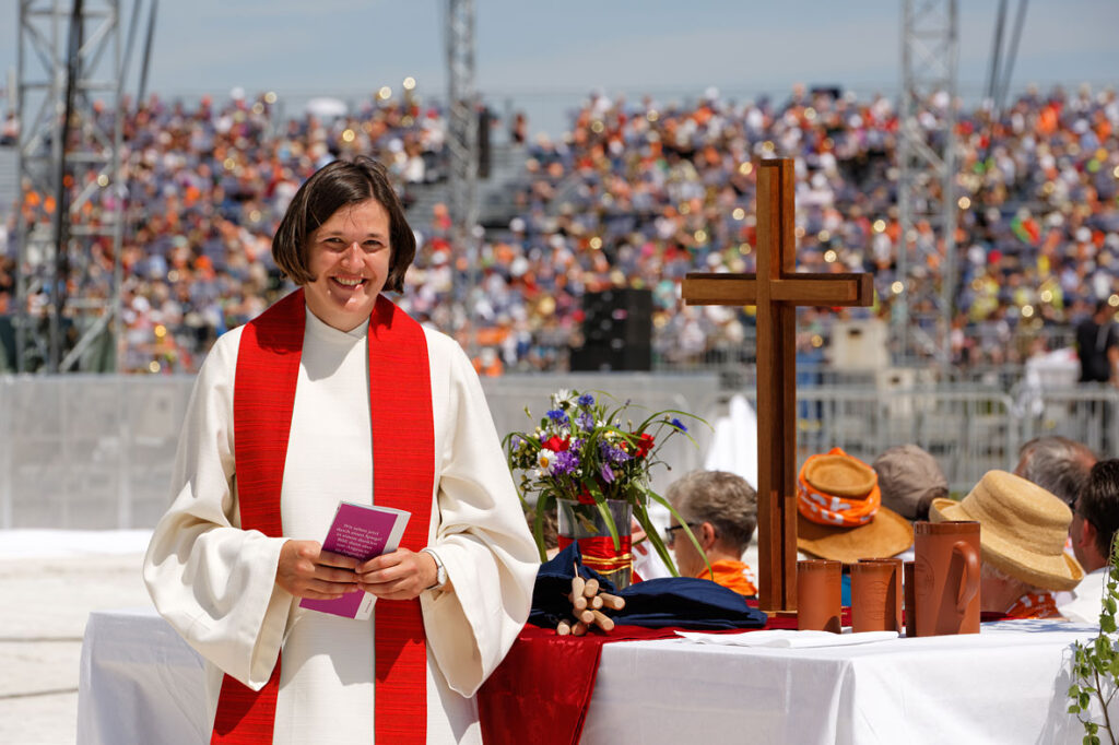 36. Deutscher Evangelischer Kirchentag, Von Angesicht zu Angesicht - Festgottesdienst auf den Elbwiesen, Luther 2017 - 500 Jahre Reformation, Lutherstadt Wittenberg, Corinna Kroll
