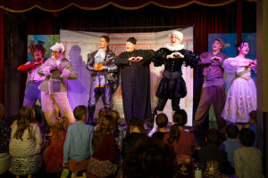 Der Teufel mit den 3 goldenen Haaren, CLACK märchenschloss, Stefan Schneegaß - Barbara Schüler - Artem Orlov - Ralph Richter - Simon Halaski - Marinko Vračarič - Alina Gutling, CLACK Theater - Lutherstadt Wittenberg, Corinna Kroll